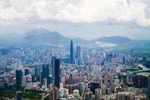 Shenzhen building skyscrapers metro high speed rail lines (c) Twitter