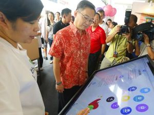 Portal gives Singaporeans access to health records (c) Ernest Chua Today